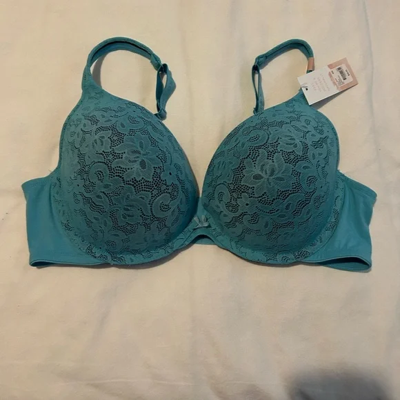 Cacique Cotton Boost Plunge Underwire bra
Blue lace - Picture 1 of 3